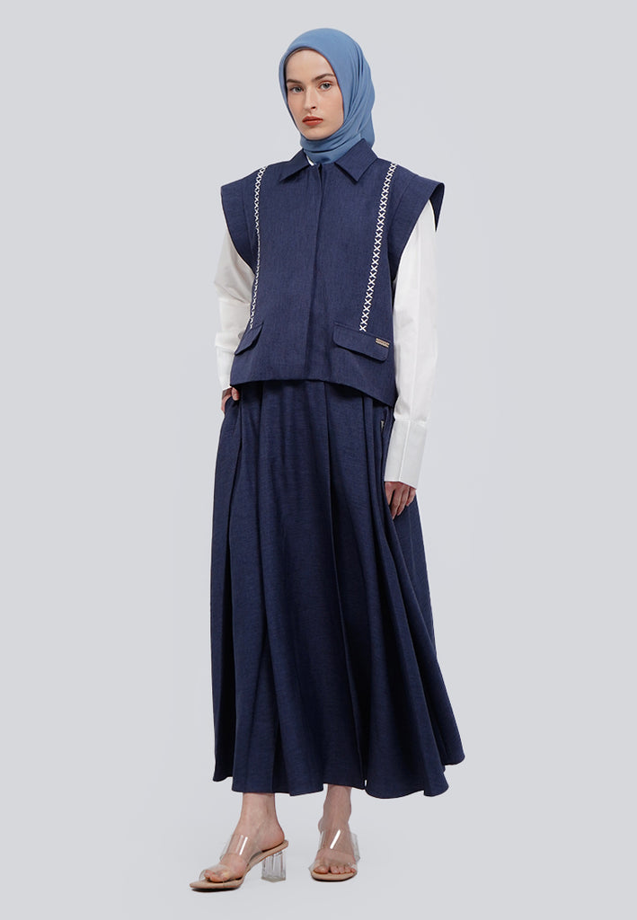 IZZA VEST