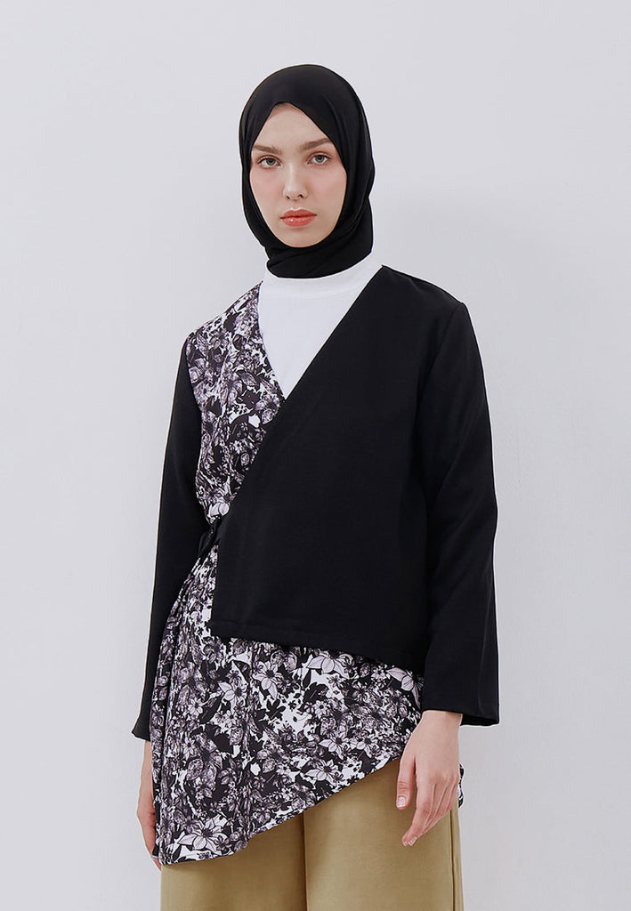 ASYMETRIC FLOWER PRINTED OUTER